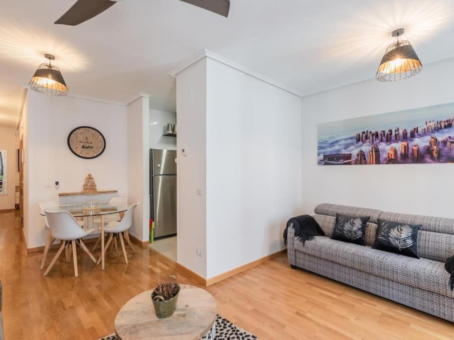 Duplex Cueva De Lobos By Clabao Appartement Logroño
